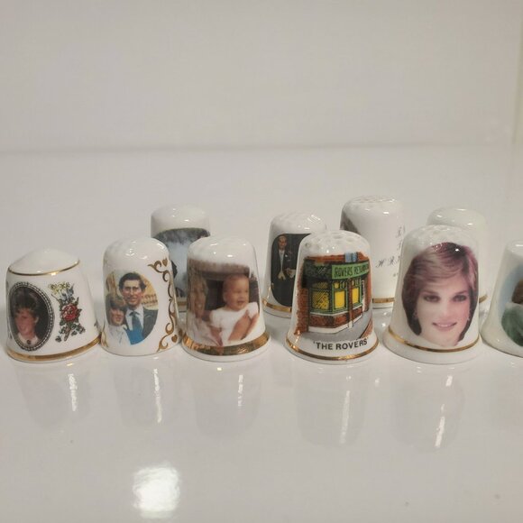 Set of 20 Royal Memorabilia Porcelain Thimbles Queen Elizabeth II, Dianna + - Picture 4 of 14